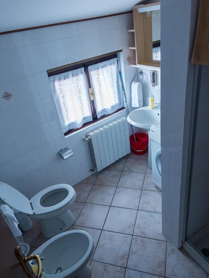 Vezza dʼOglio El Rocolアパートホテル エクステリア 写真
